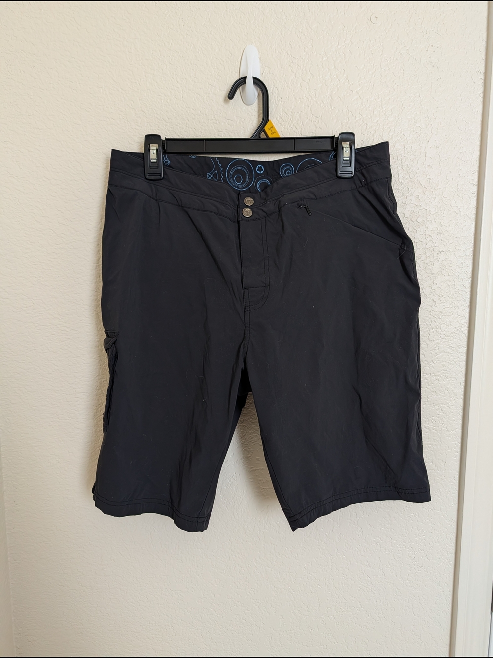 Novara Cycling Shorts Women's M Black Mountain Biking Trail Cargo Nylon Lined